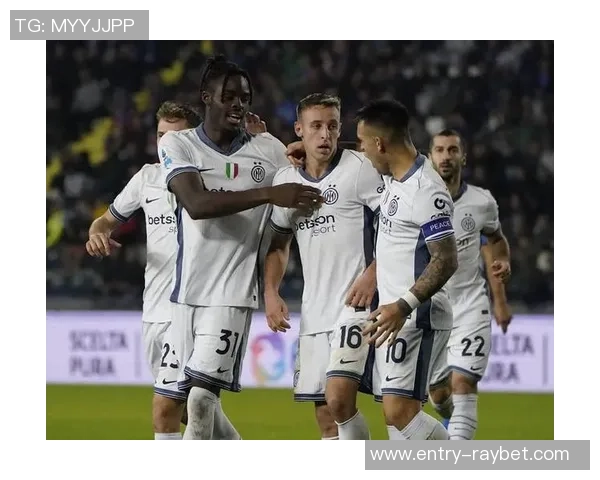 佛罗伦萨与热那亚比赛因故延期球迷期待新赛程安排